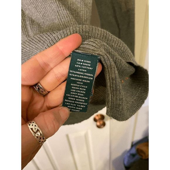 Lauren Ralph Lauren 🐾  Gray Ribbed Sweater Blouse Size Medium - Picture 3 of 6